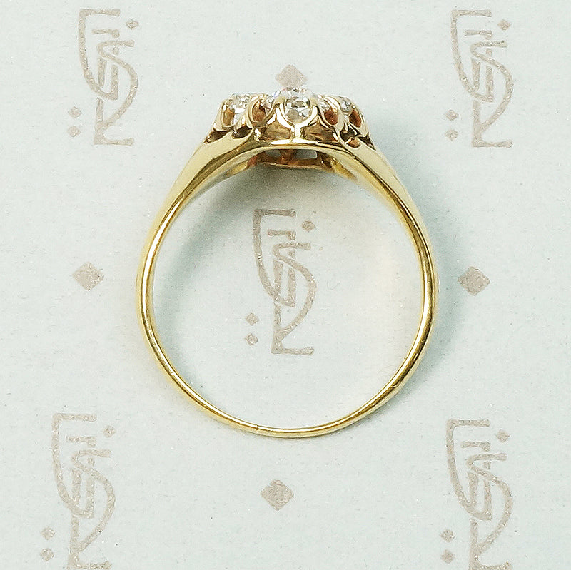 Sublime 18k Yellow Gold Pear OMC Diamond Ring