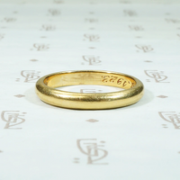 Vintage 18k Gold Wedding Band with Sweet Engraving