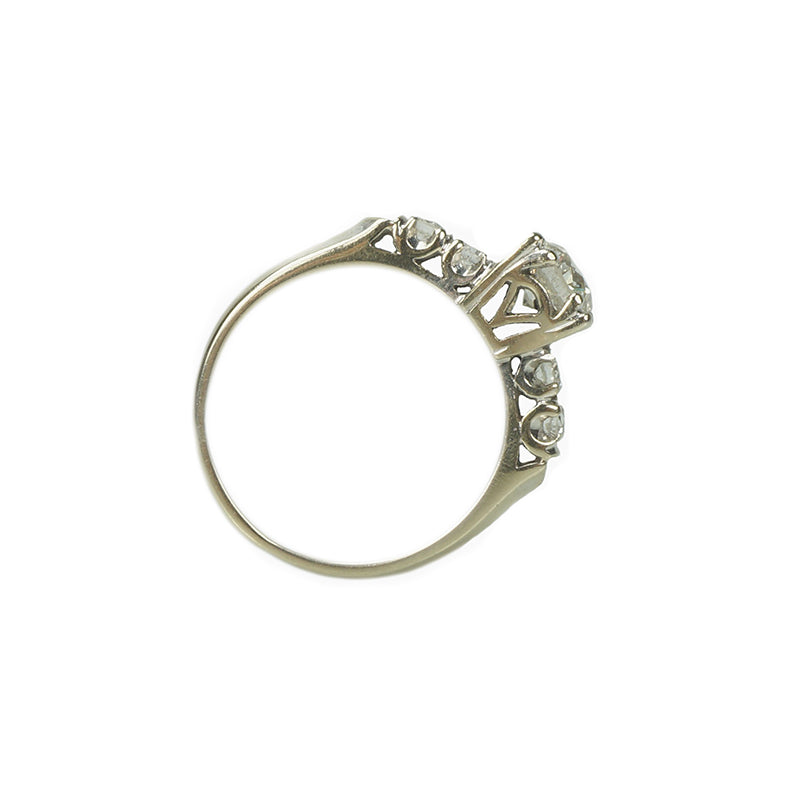 Vintage Classic 1940s Diamond Engagement Ring