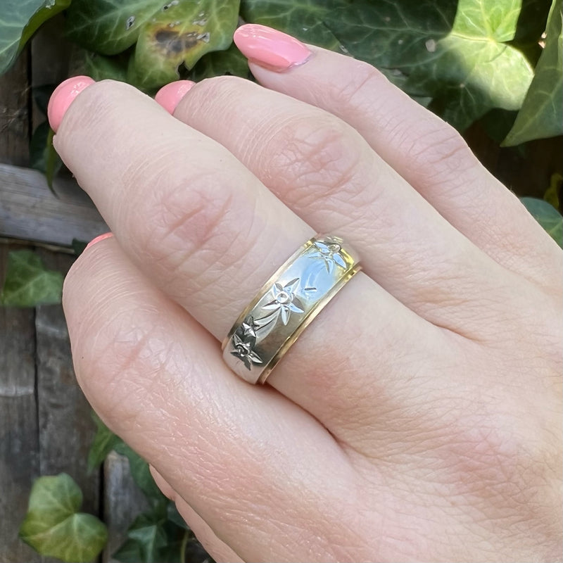 Fab Shooting Star Wedding Band