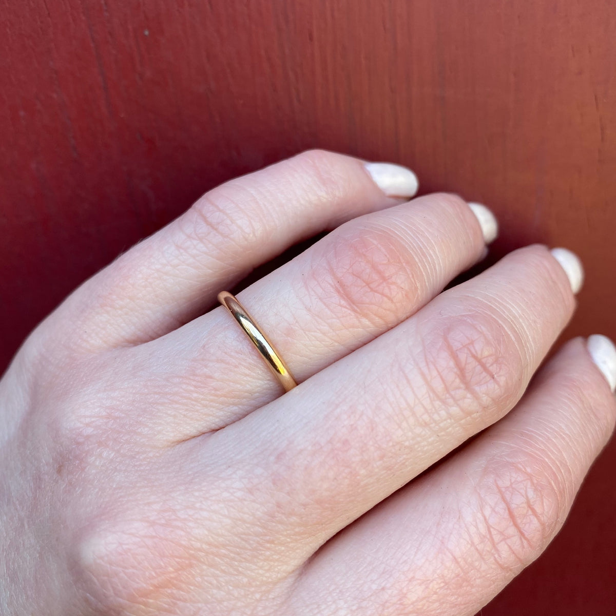 Glowing Gold Vintage Band