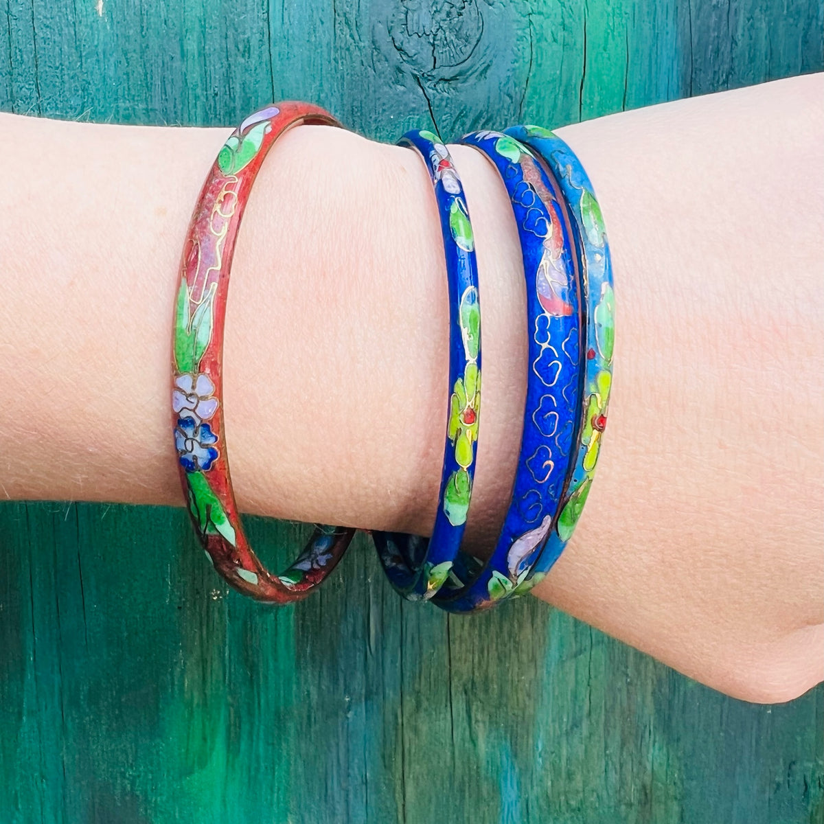 Pretty Red Cloisonné Bangle with Pink & Blue Flowers