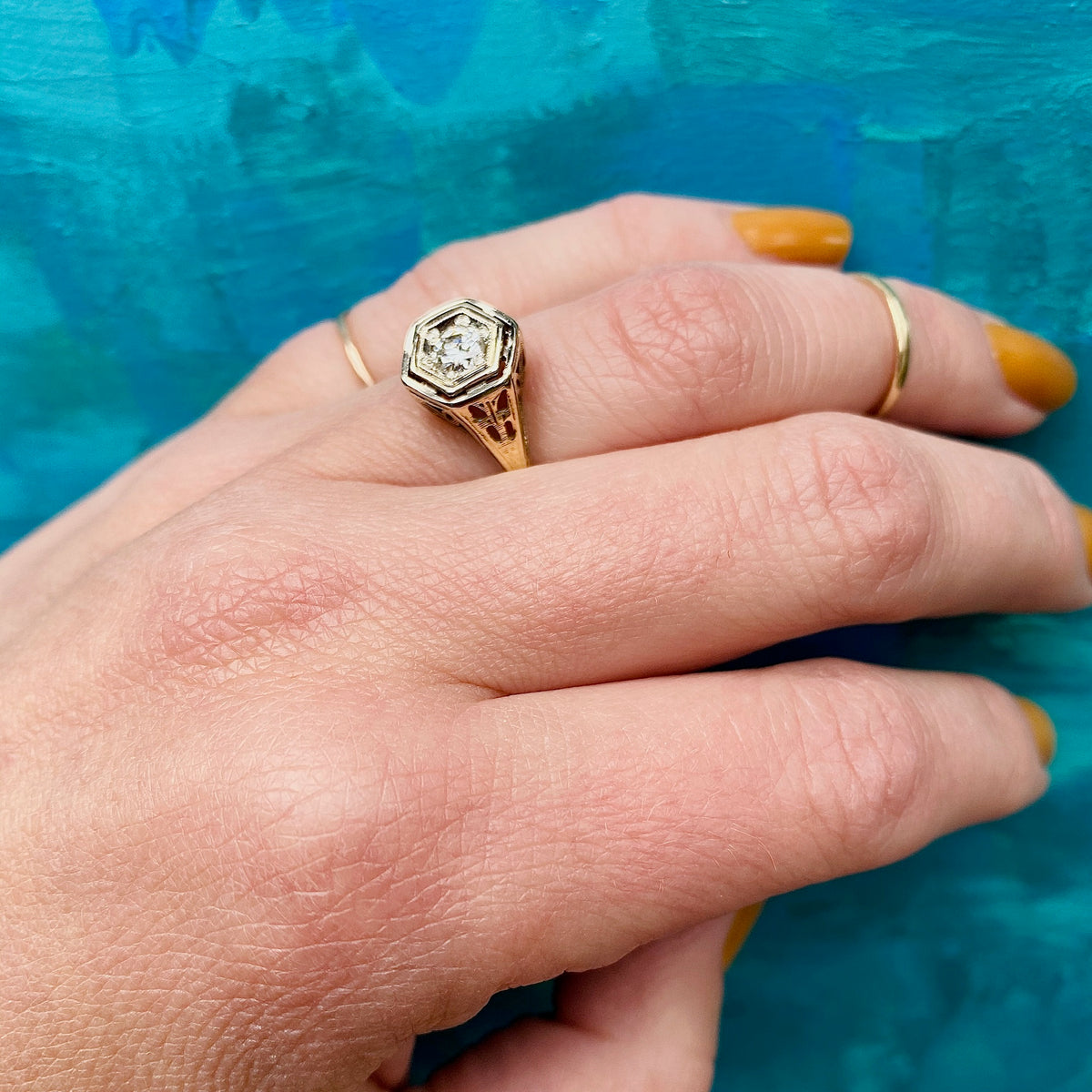 Yellow Gold Filigree Diamond Ring c1920