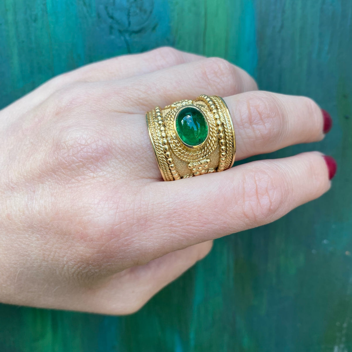 Cabochon Emerald 18k Gold Cigar Band