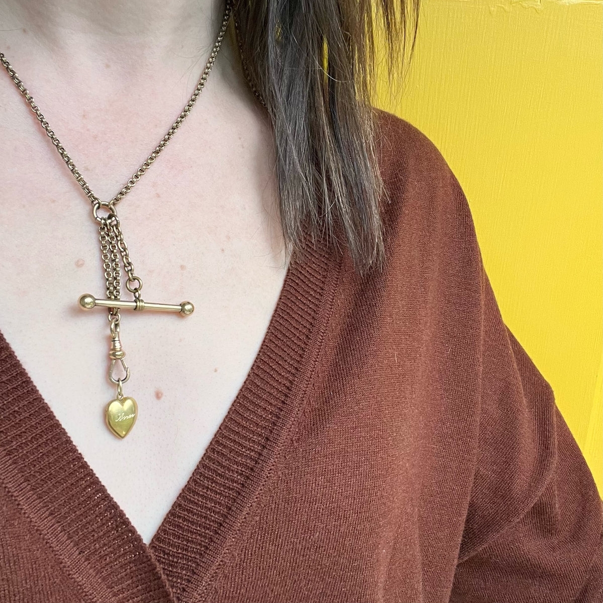 Ann's Sweet Antique Heart Locket in 18ct Gold