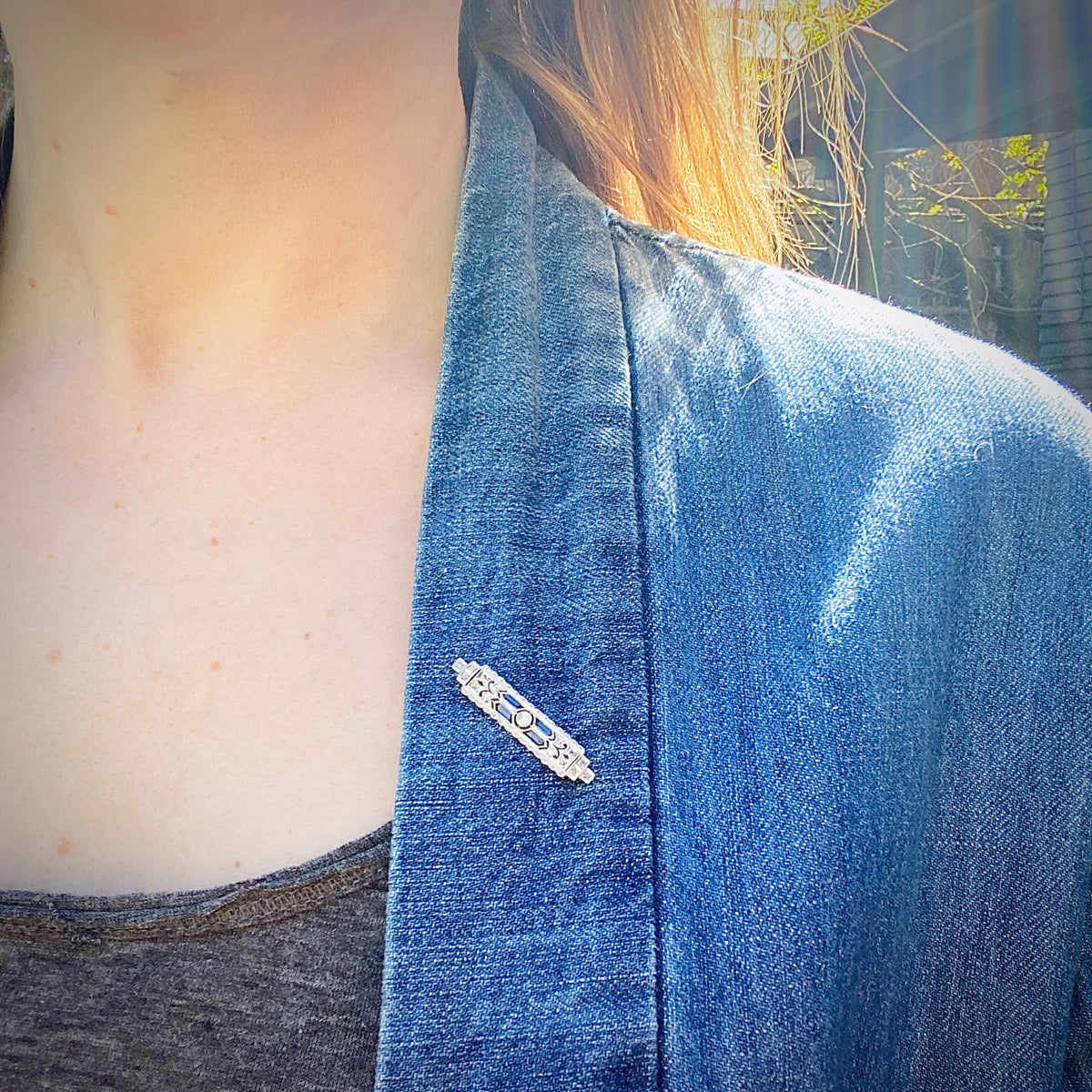 Architectural Diamond and Sapphire Filigree Bar Pin