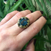 Vintage Green and Rose 18k Gold Blue Zircon Ring