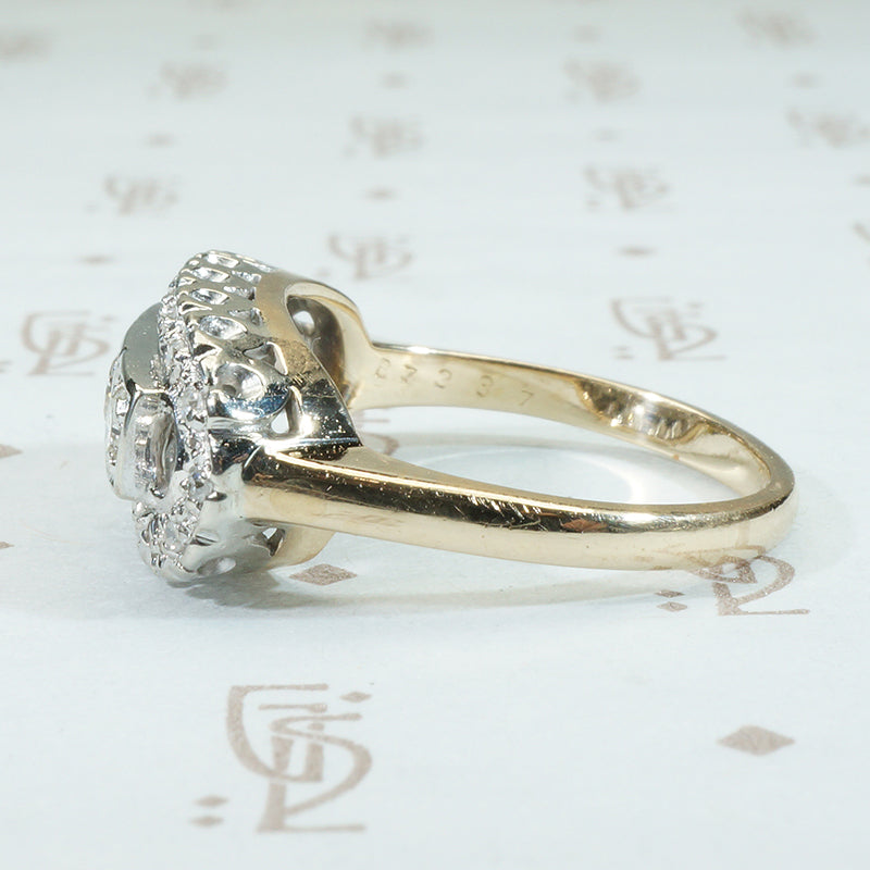 Pretty Vintage 2 tone Diamond Ring