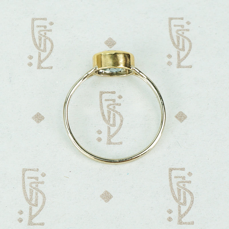 Gorgeous Oval Aquamarine Ring in Recycled Gold