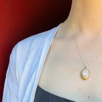 Ivy & Acanthus Engraved 9ct Gold Locket