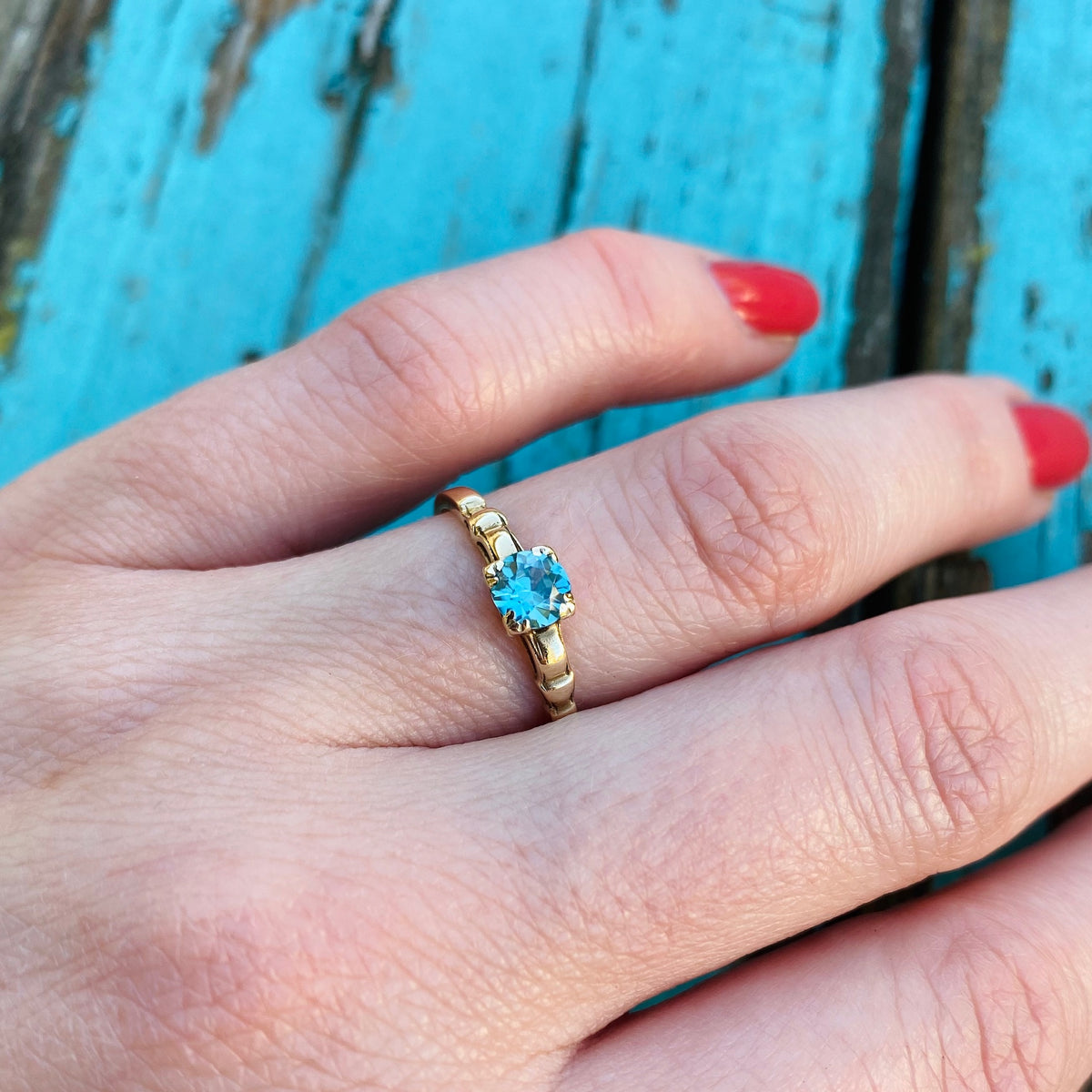 Sparkling Blue Zircon Solitaire Ring