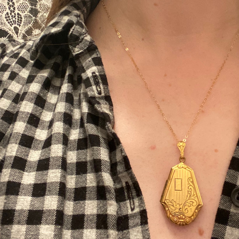 Fabulous Locket With All The Details