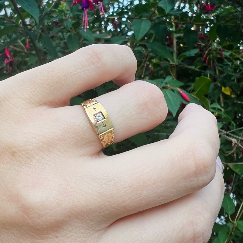 Engraved Diamond Set English 15ct Gold Band