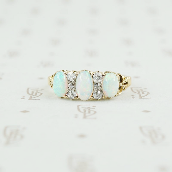 18k opal diamond ring