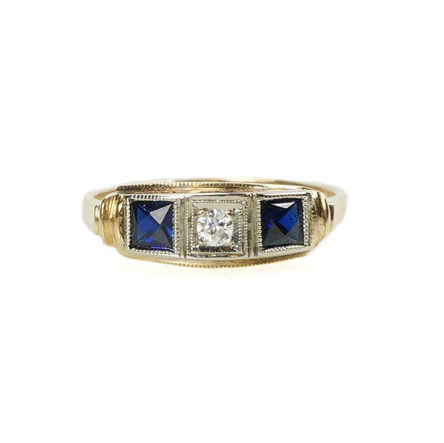 Vintage 1930's Ring with french Cut Sapphires and a Diamond