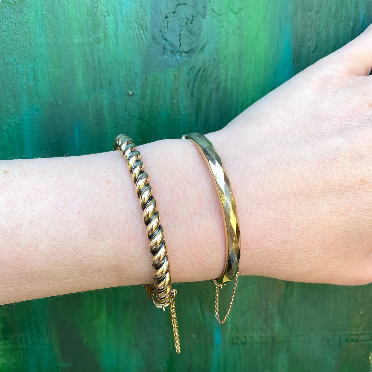 Faceted English Gold Bangle Bracelet
