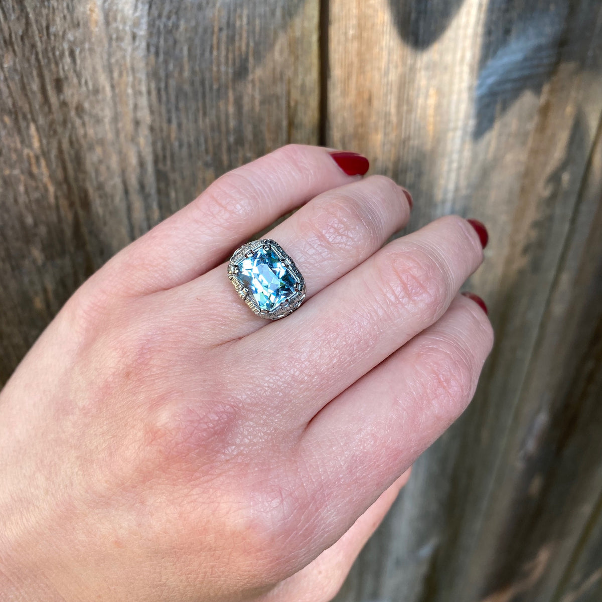 Breathtaking Icy Blue Aquamarine Filigree Ring
