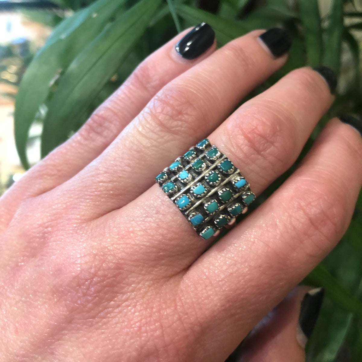 Beautiful Vintage Zuni Square Petit Point Turquoise Ring