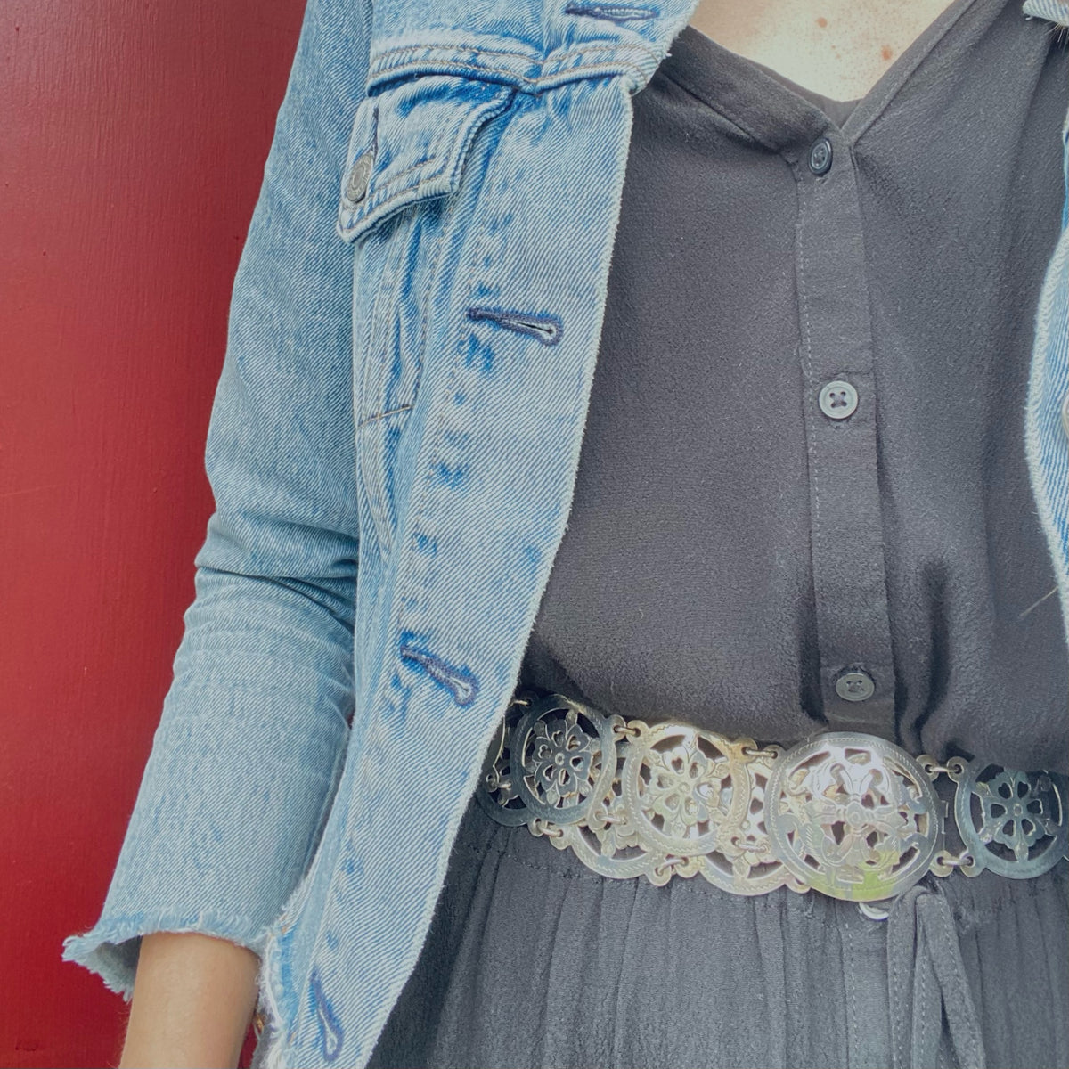 Supple Siamese Silver Flower Belt