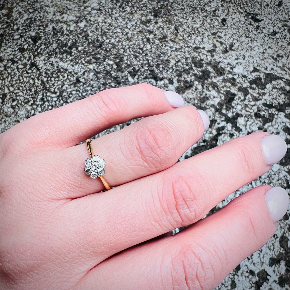 Sweet Little Flower Diamond Ring in Platinum & 18ct