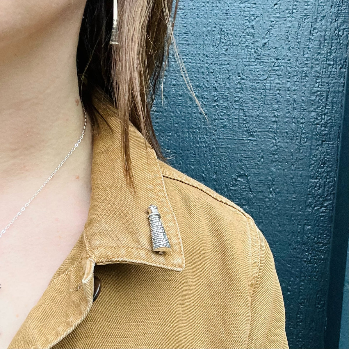 Little Lighthouse Brooch with Diamond Lamp
