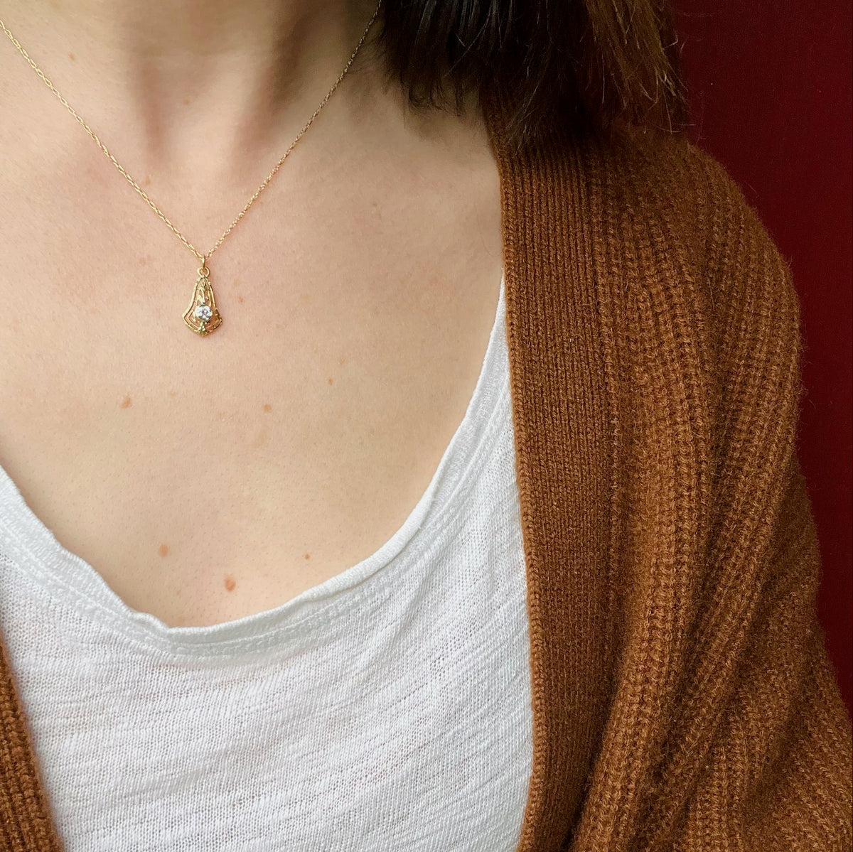 Delicately Engraved Gold Filigree & Diamond Pendant
