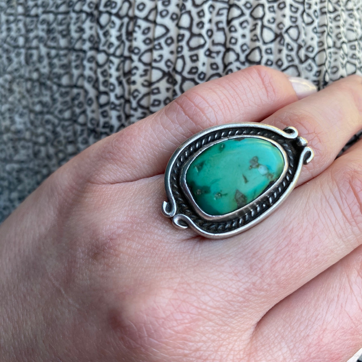 Bold Vintage 1970's Green Turquoise Ring