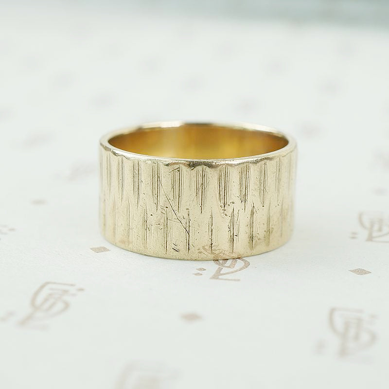 Unique Vintage 1960's Wide Gold Band