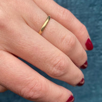 Slim and Lovely Vintage 14k band