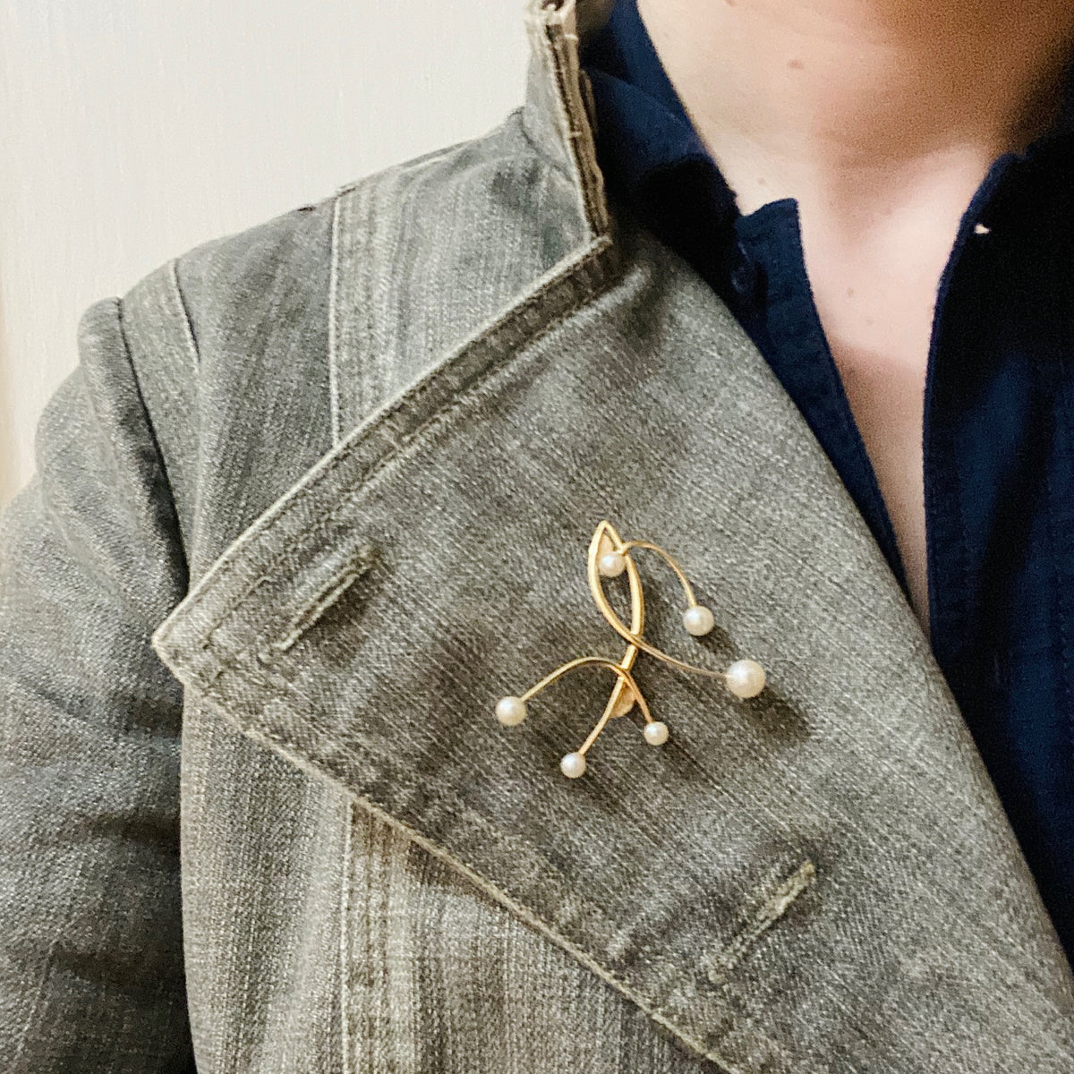 The Curve a Mid Mod Gold and Pearl Brooch