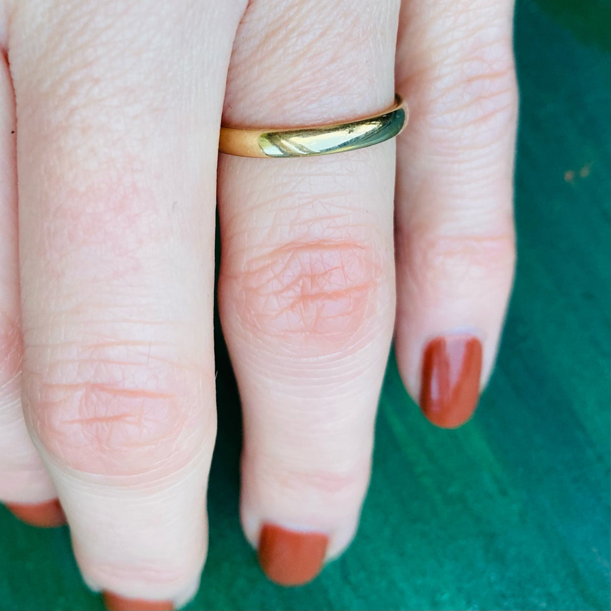 English 1939 18ct Gold Wedding Band