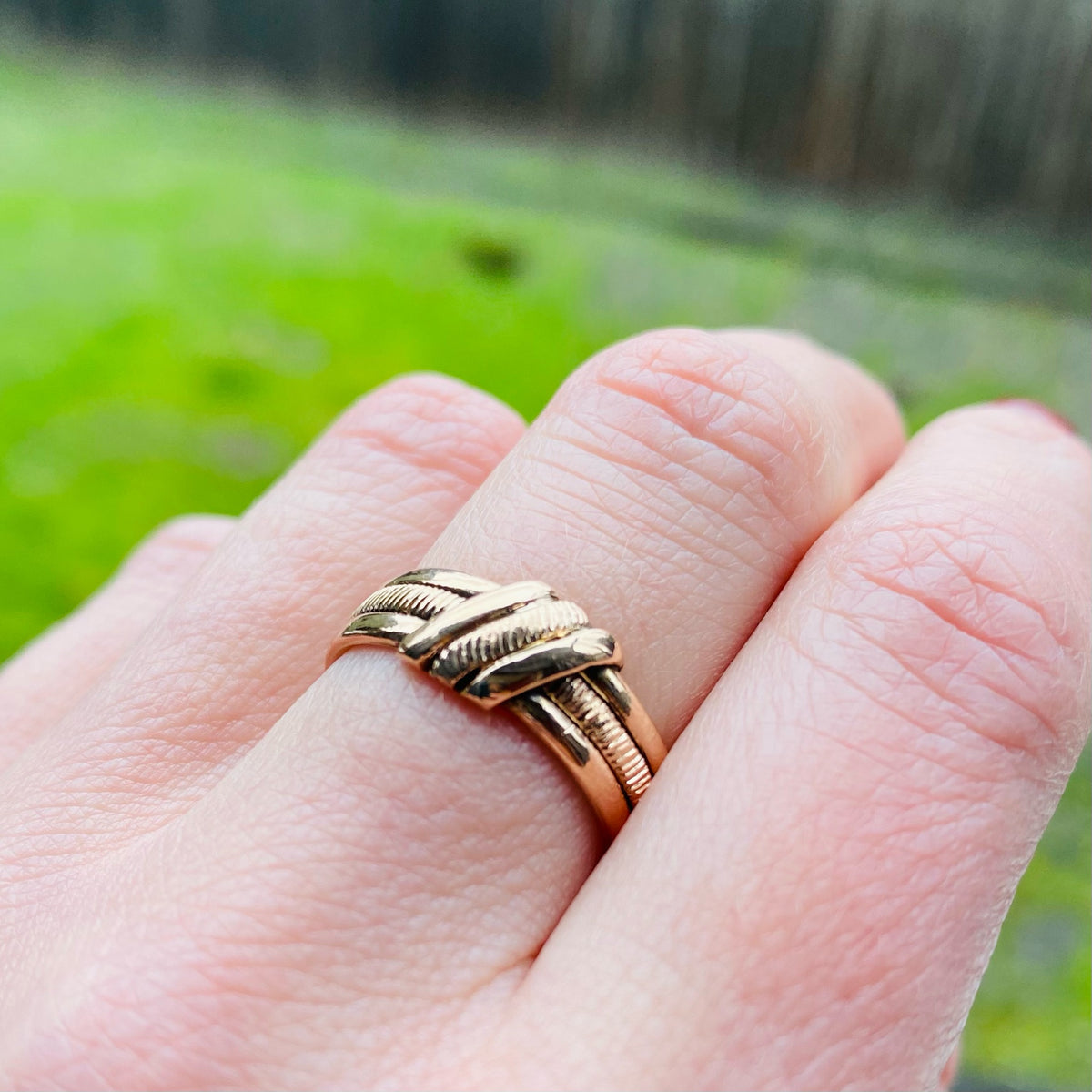 English 15ct Gold Victorian Band