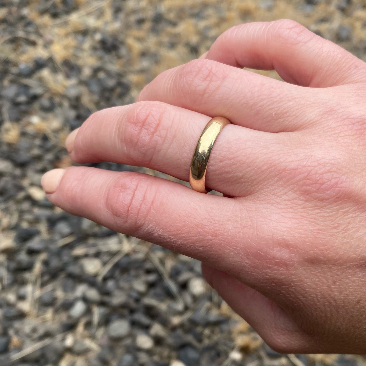 Classic 1960's Gold Wedding Band