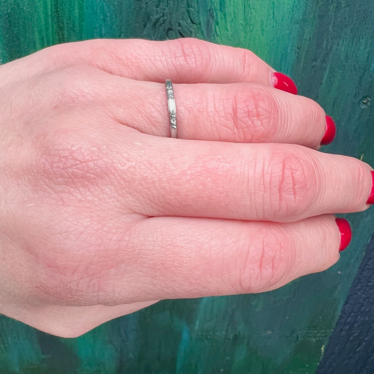 Deco Bars and Flowers Wedding Band in 18k White Gold