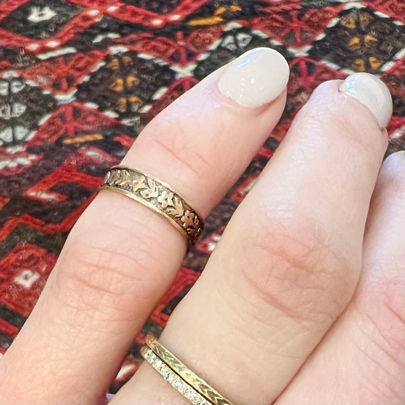 Miniature Cigar Band Engraved with Flowers