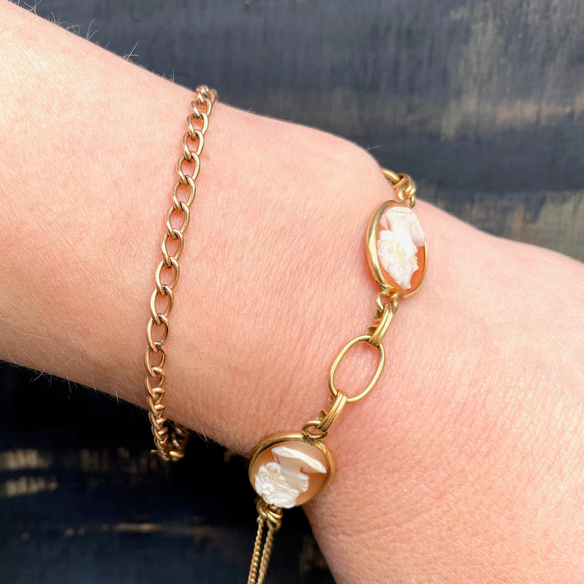 Twisted Curb Link Charm Bracelet in Rose Gold