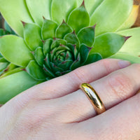 Chubby Vintage Gold Wedding Band