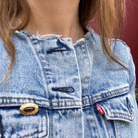 Garnet Cabochon Brooch in Engraved Gold