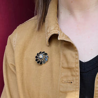 Beautifully Balanced Onyx & Gold Victorian Brooch