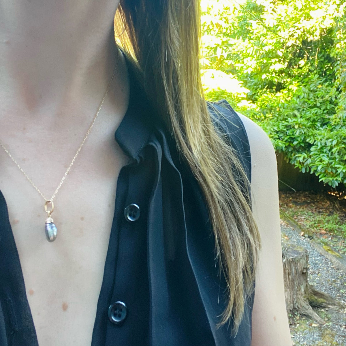 Iridescent Black Tahitian Pearl Pendant