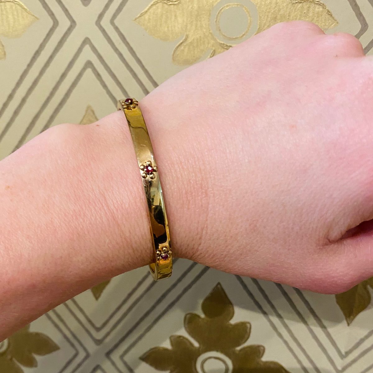 Fun & Colorful Slim Floral Bangle