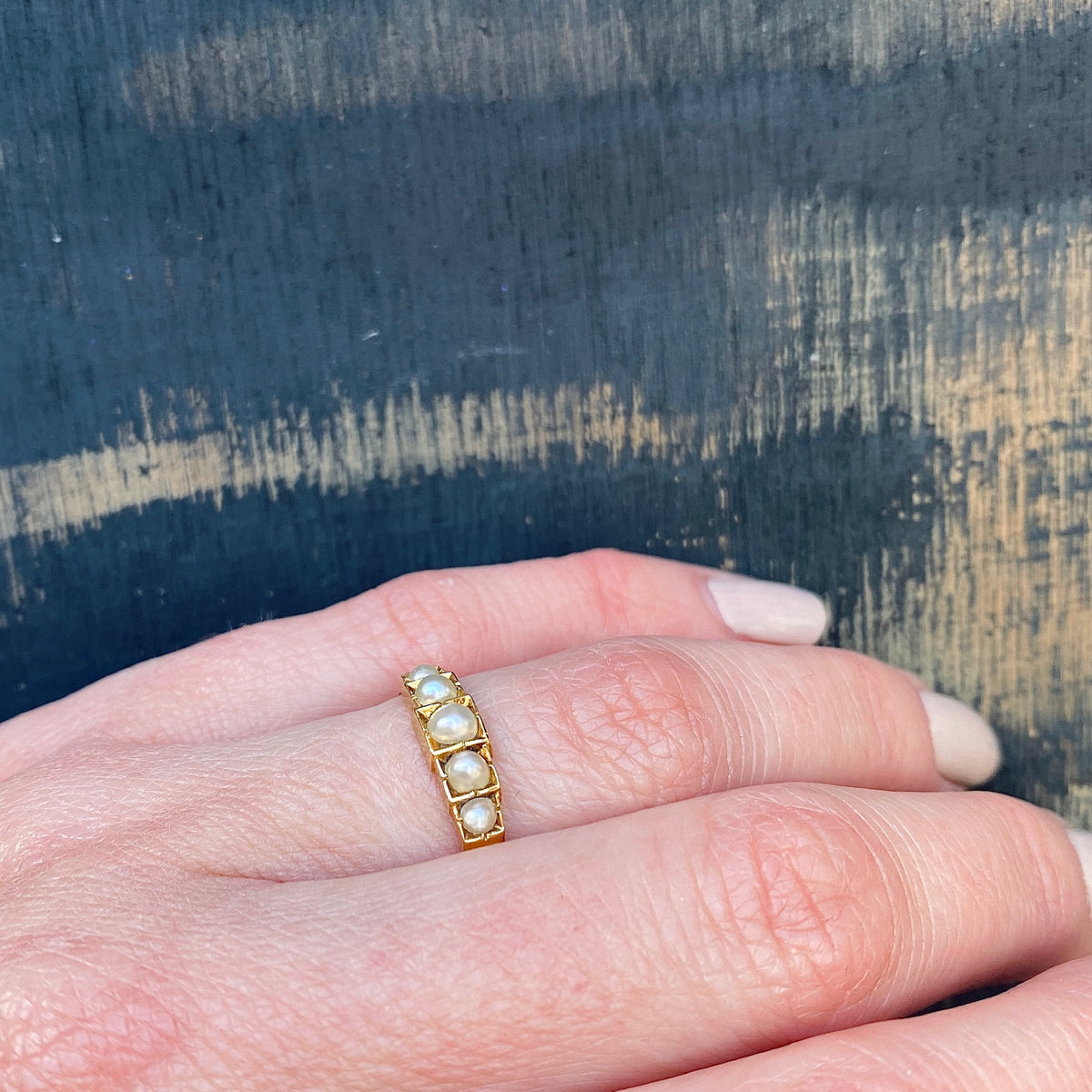 18ct English Gold Step-Side Pearl Band