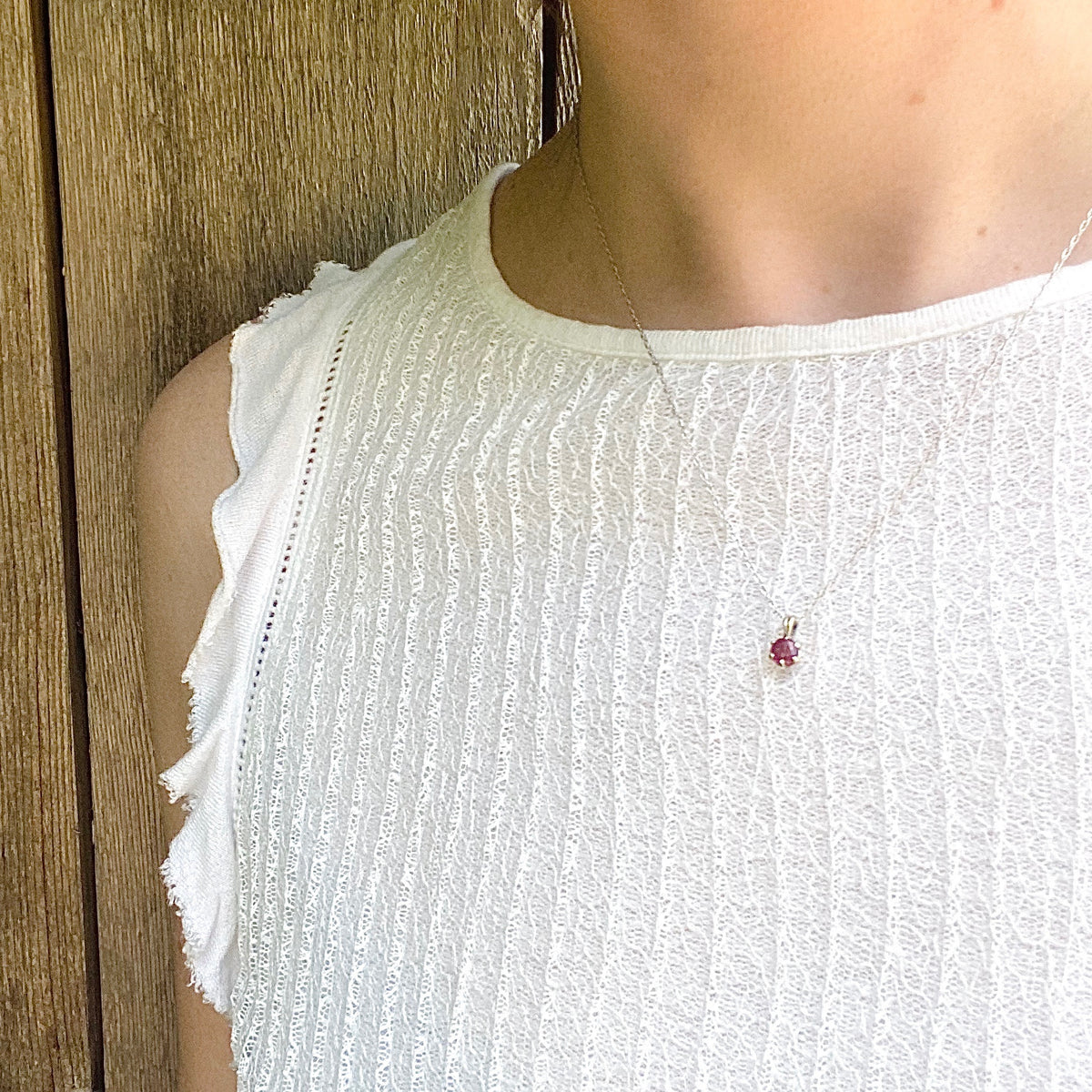 Pretty Red Ruby White Gold Pendant
