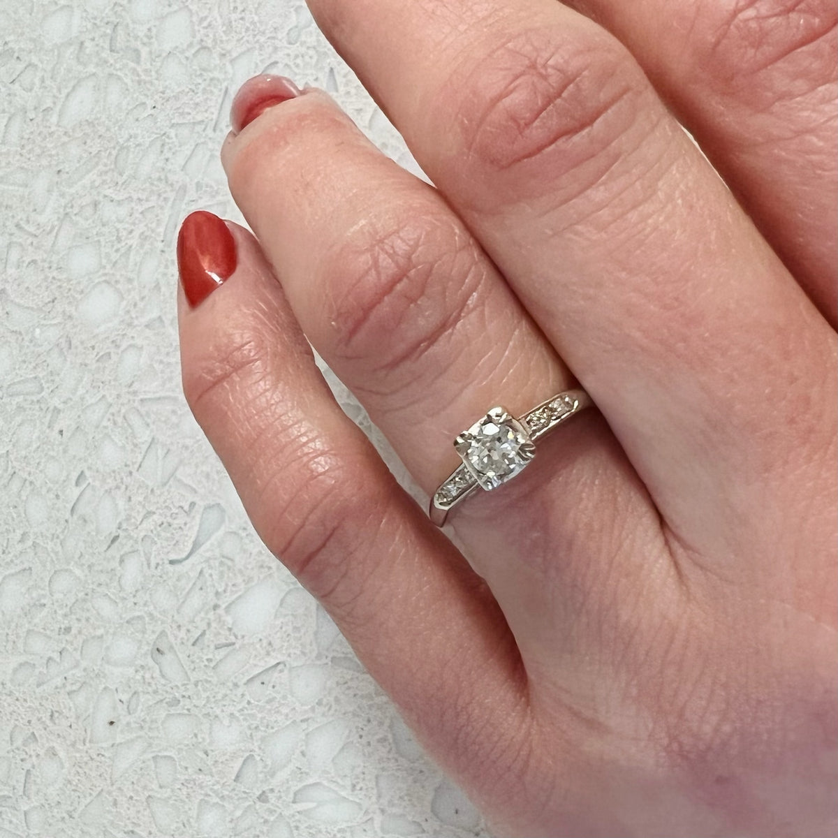 Pretty 1940's Classic Engagement Ring