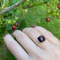 Glowing Cabochon Garnet Retro Ring