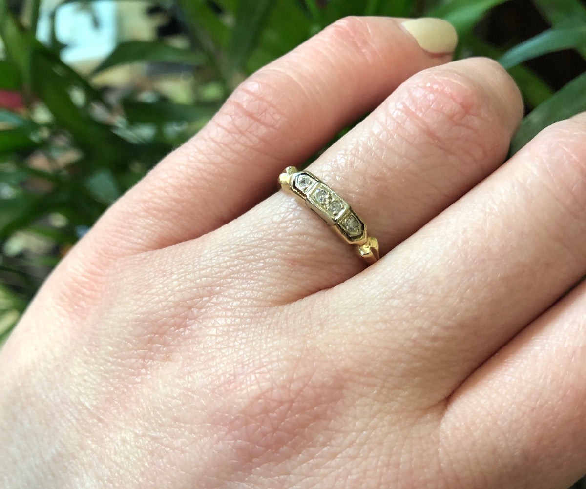 Detailed Vintage Diamond Band
