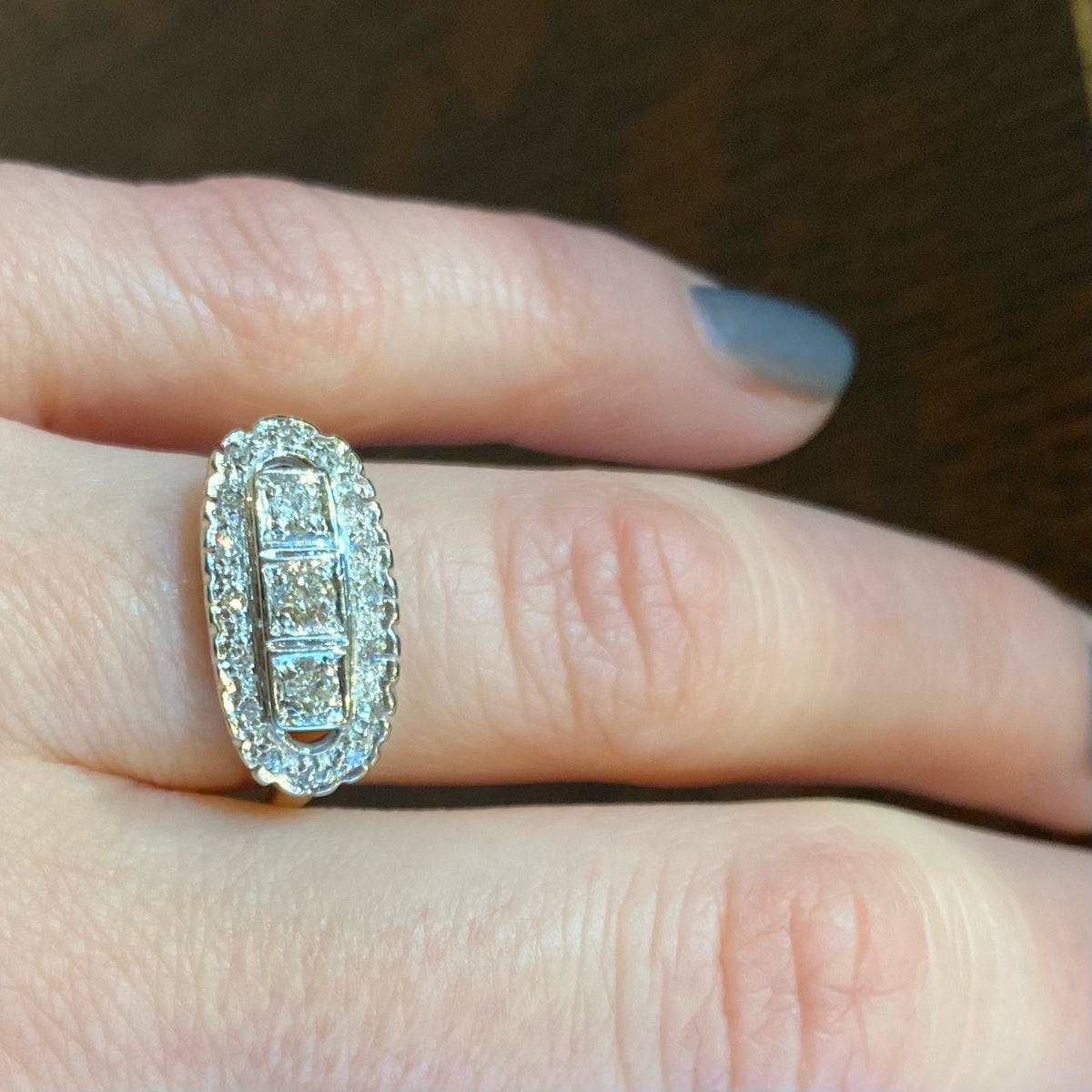 Pretty Vintage 2 tone Diamond Ring