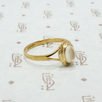 9ct yellow gold moonstone ring side view