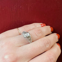 Art Deco White Gold Filigree Diamond Ring