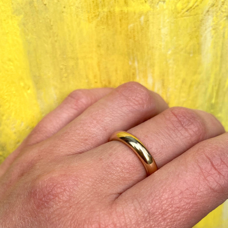 1917 Engraved Gold Wedding Band